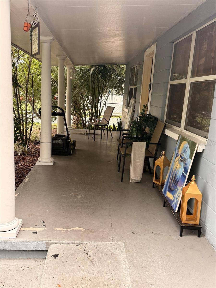 1510 E WATERS AVE, Tampa, FL 33604