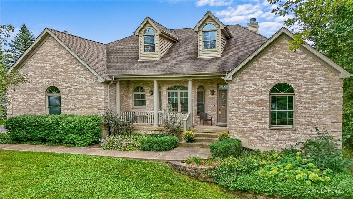 2820 N Bayview LN, Mchenry, IL 60051