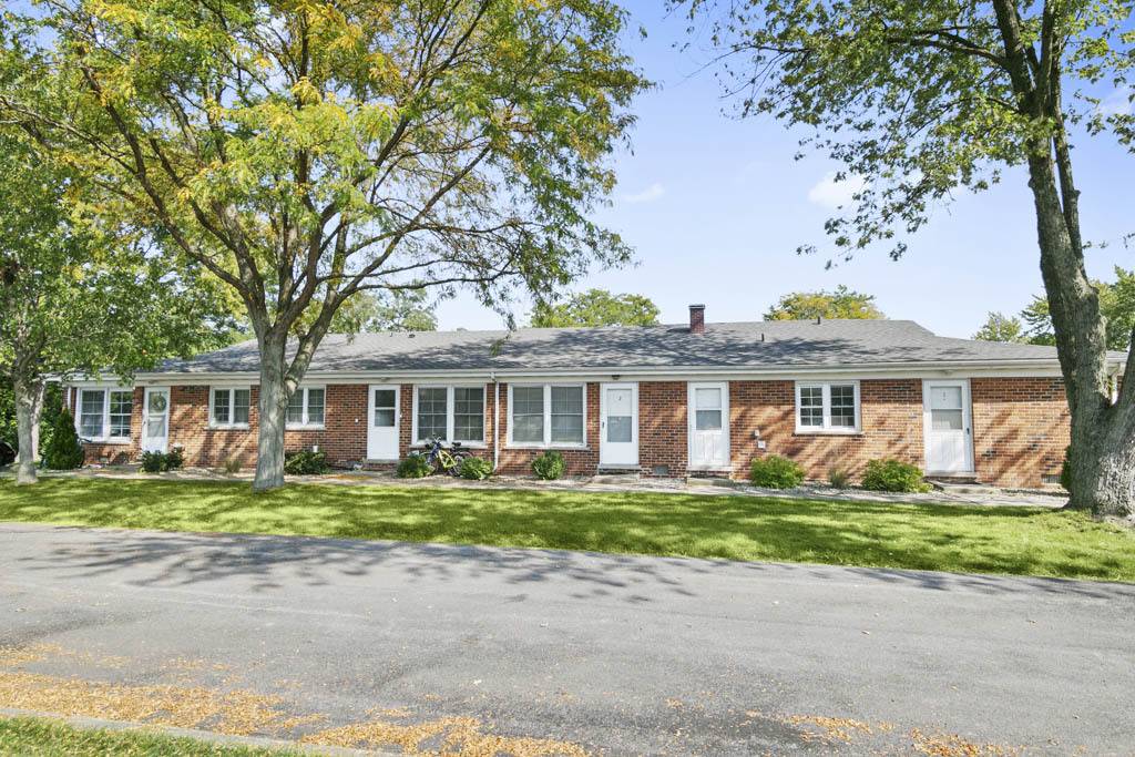 11212 1st ST #2, Mokena, IL 60448