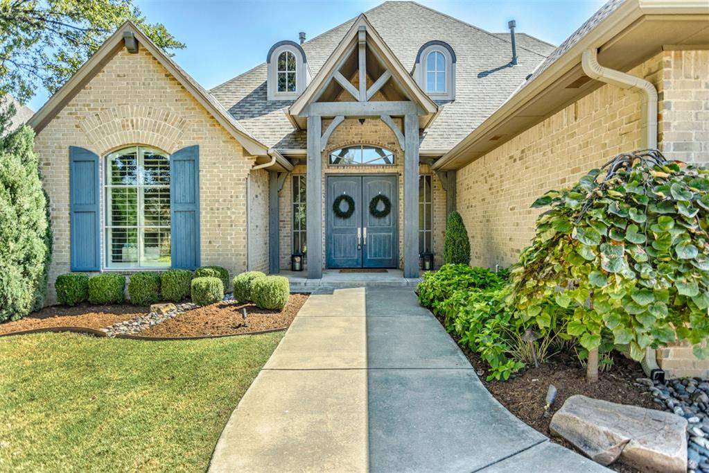 3216 Hillside DR, Edmond, OK 73012
