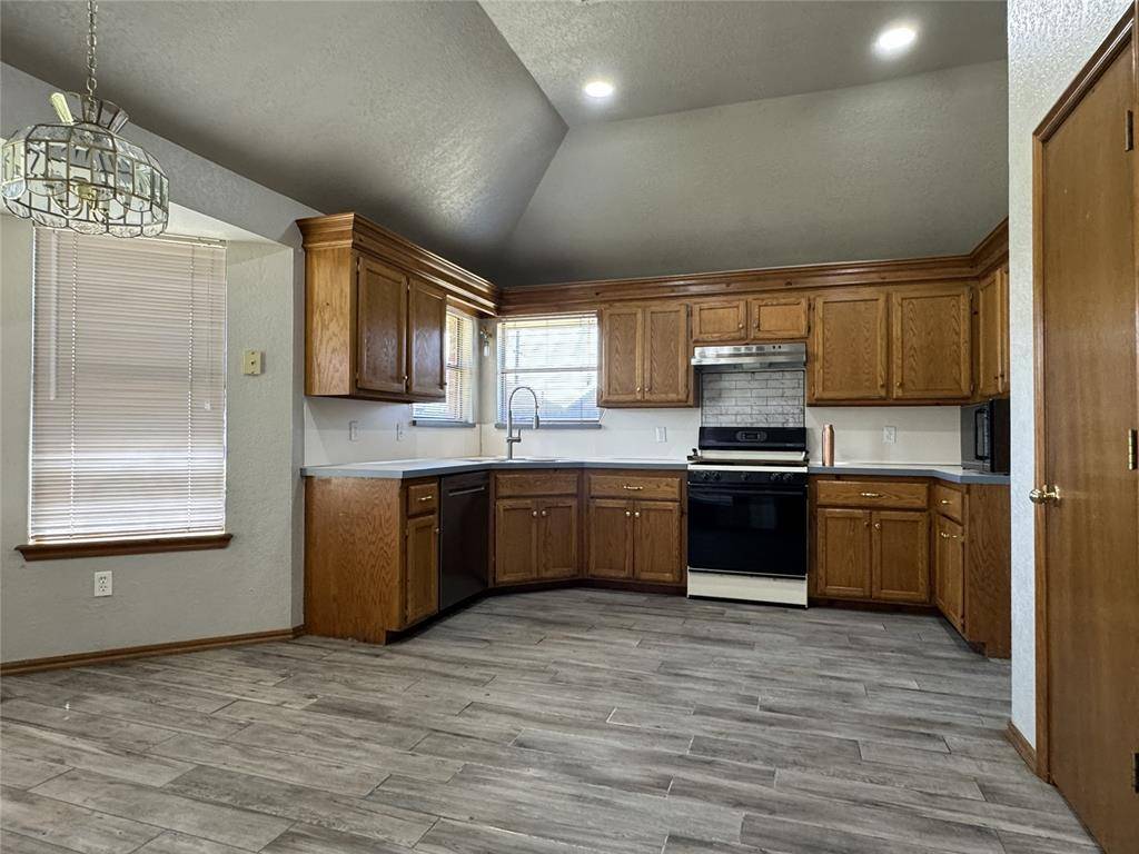 13320 Cayman LN, Oklahoma City, OK 73170