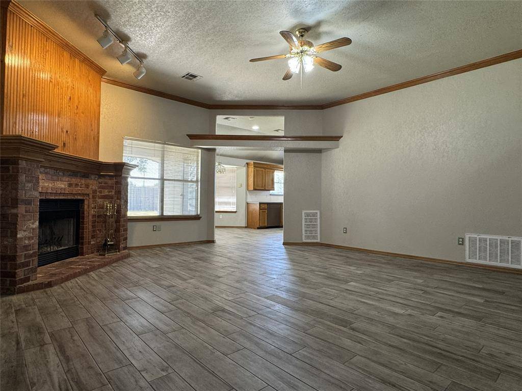 13320 Cayman LN, Oklahoma City, OK 73170