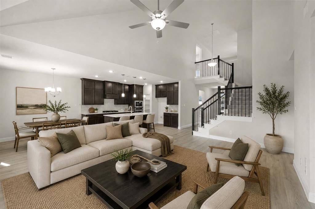 931 Richard Pittmon Drive, Desoto, TX 75115