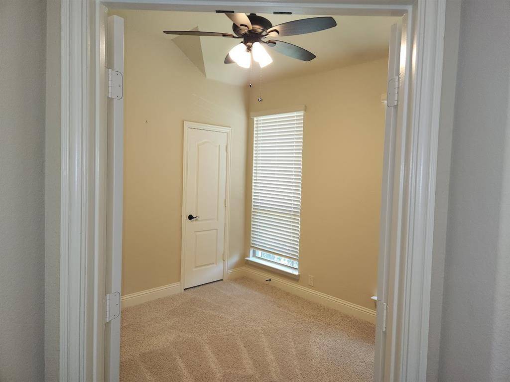 3109 Midnight Moon Drive, Mesquite, TX 75181