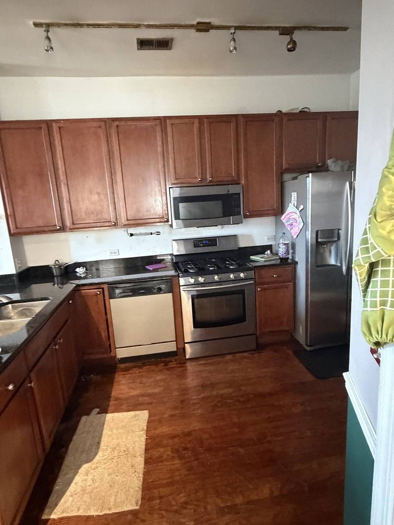 5743 S Calumet AVE #3N, Chicago, IL 60637