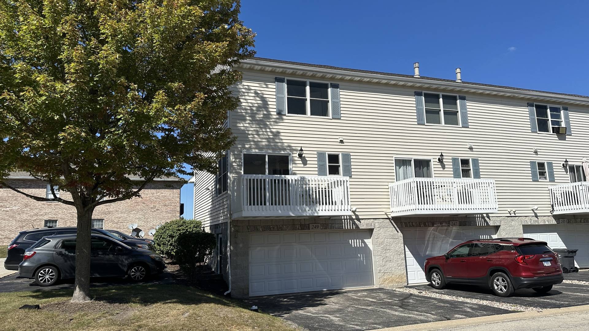 249 Judy LN, Cortland, IL 60112