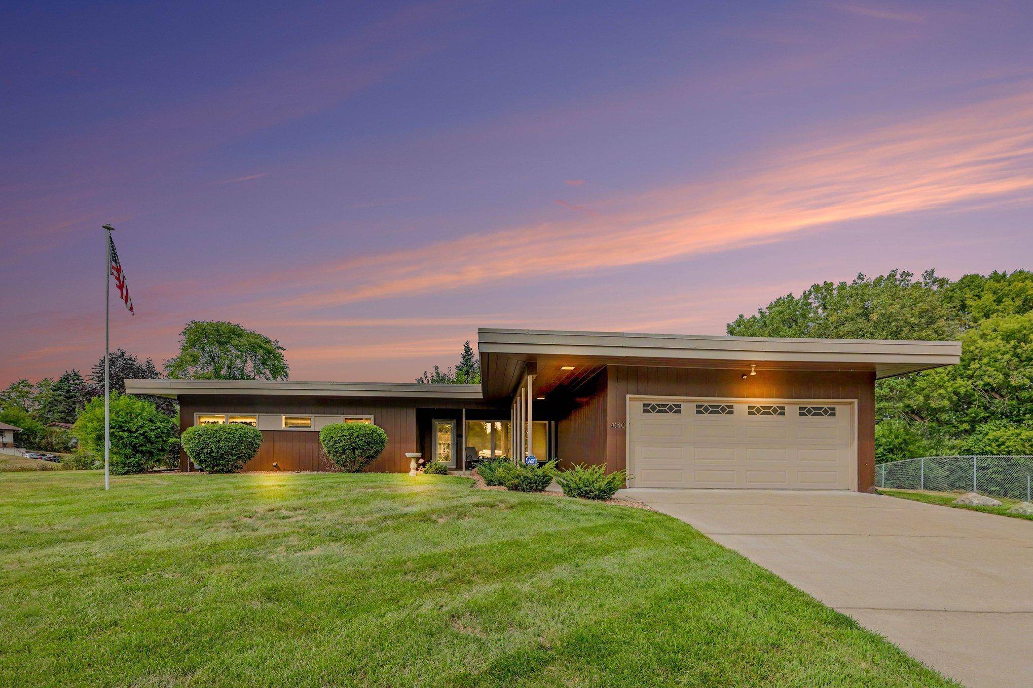 4140 Jersey AVE N, Crystal, MN 55427