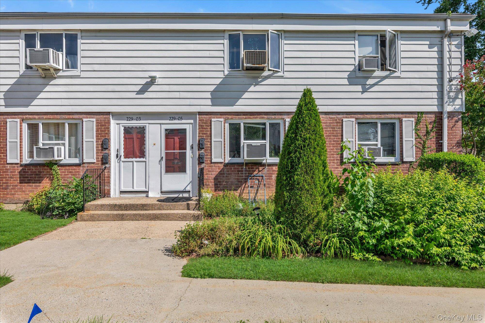 229-05 87th AVE #1st Floor, Queens Village, NY 11427