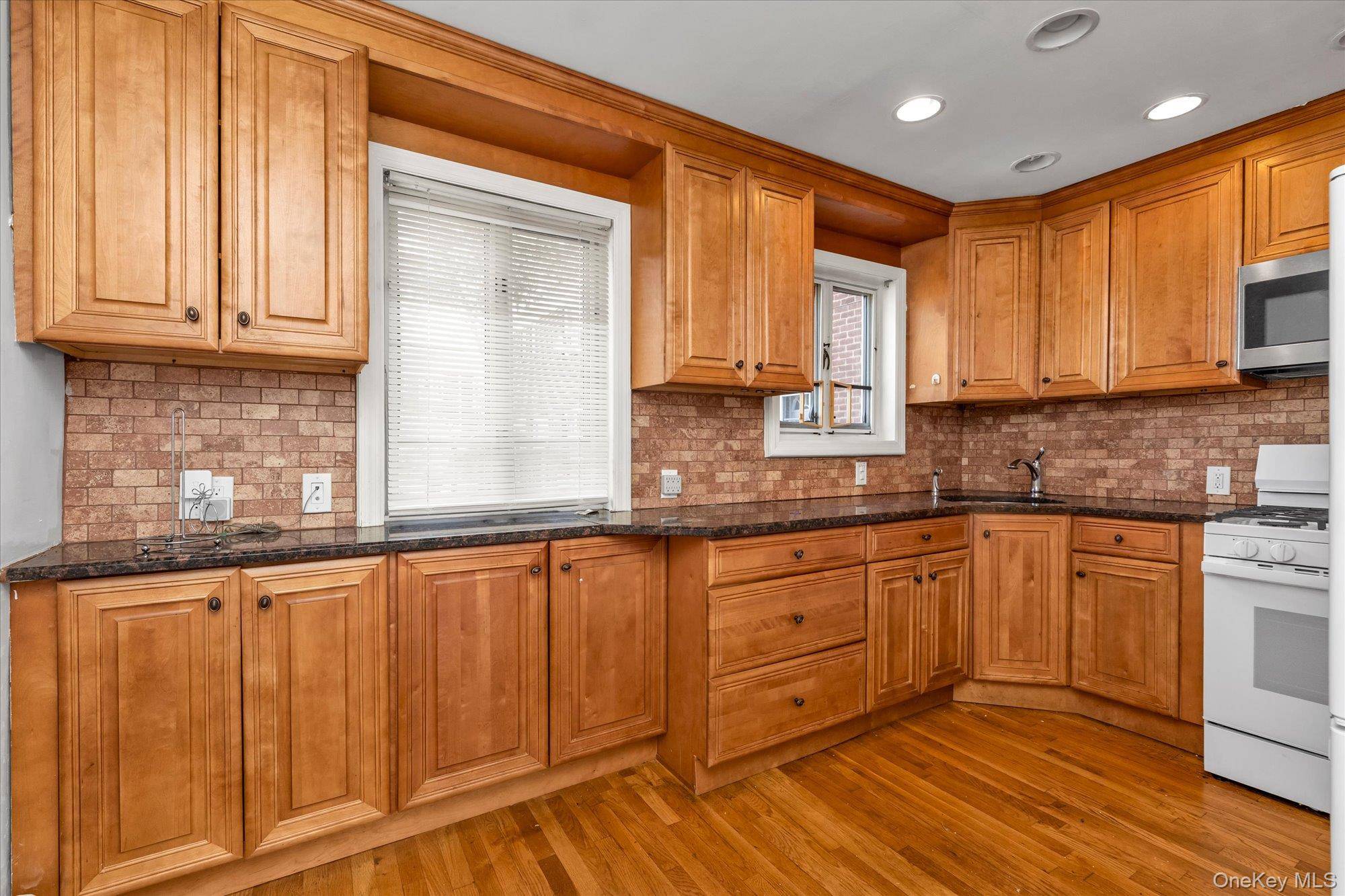 229-05 87th AVE #1st Floor, Queens Village, NY 11427