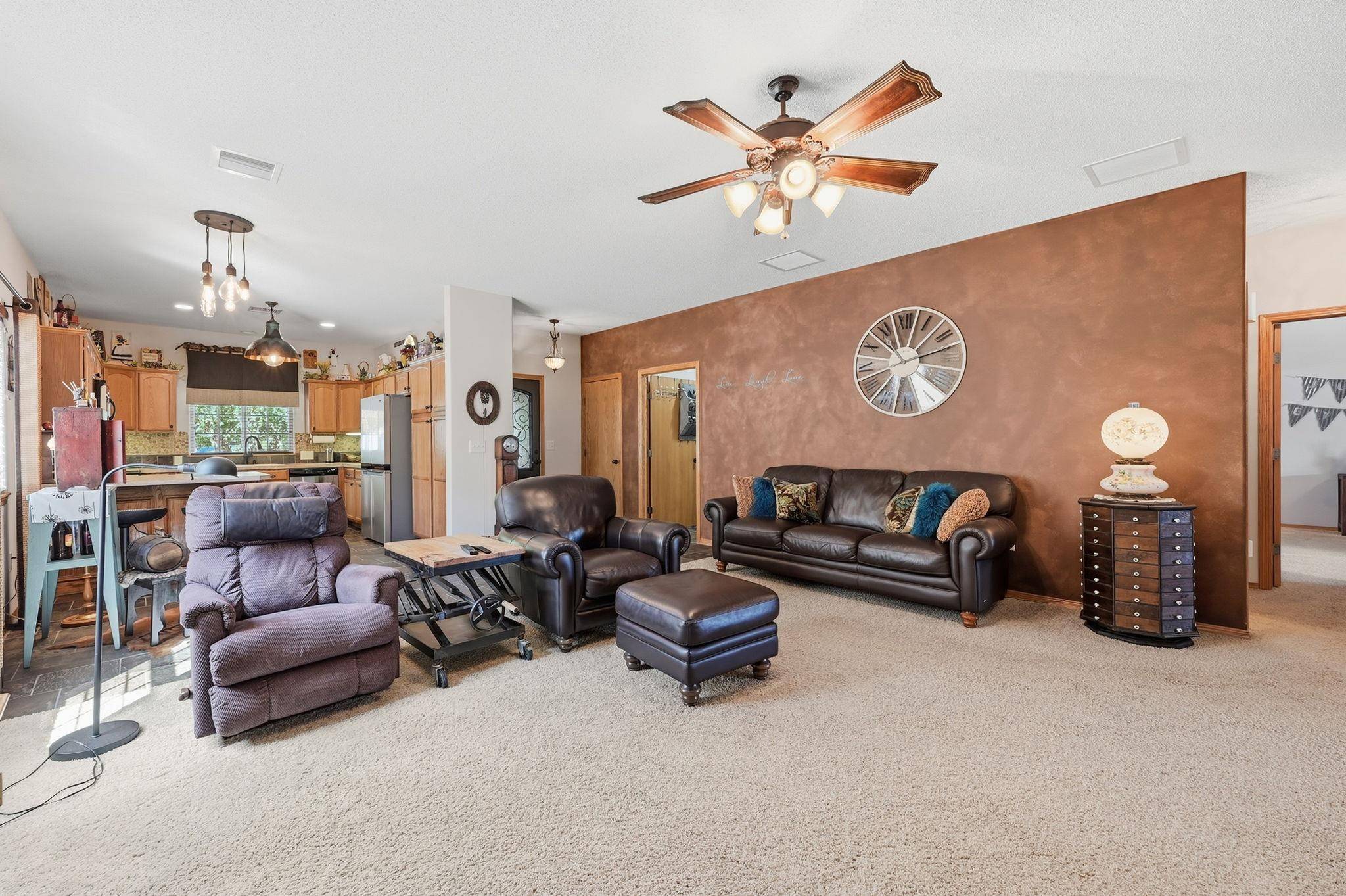 318 S Nineiron, Wichita, KS 67235