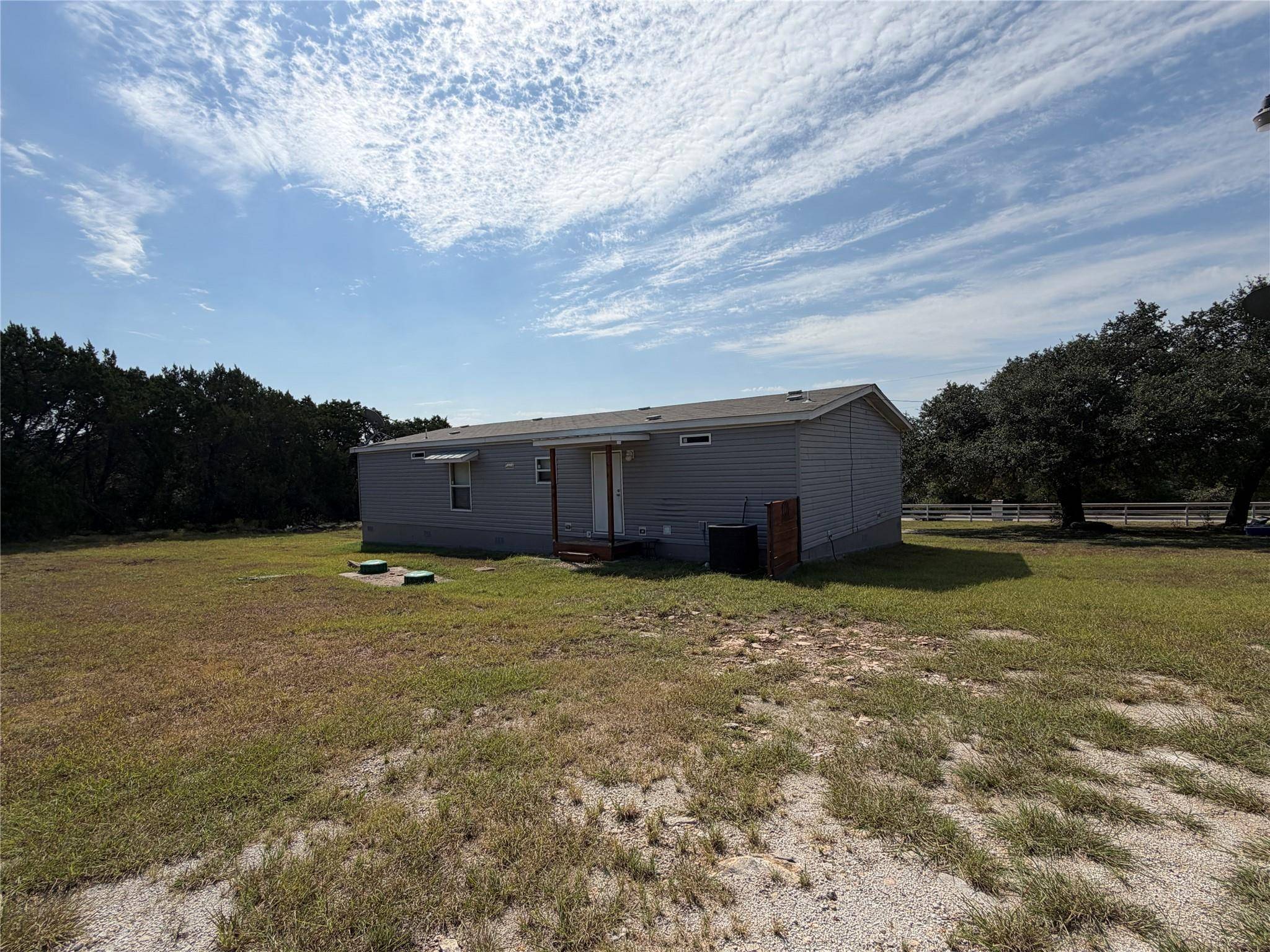 873 Lonesome TRL, Driftwood, TX 78619