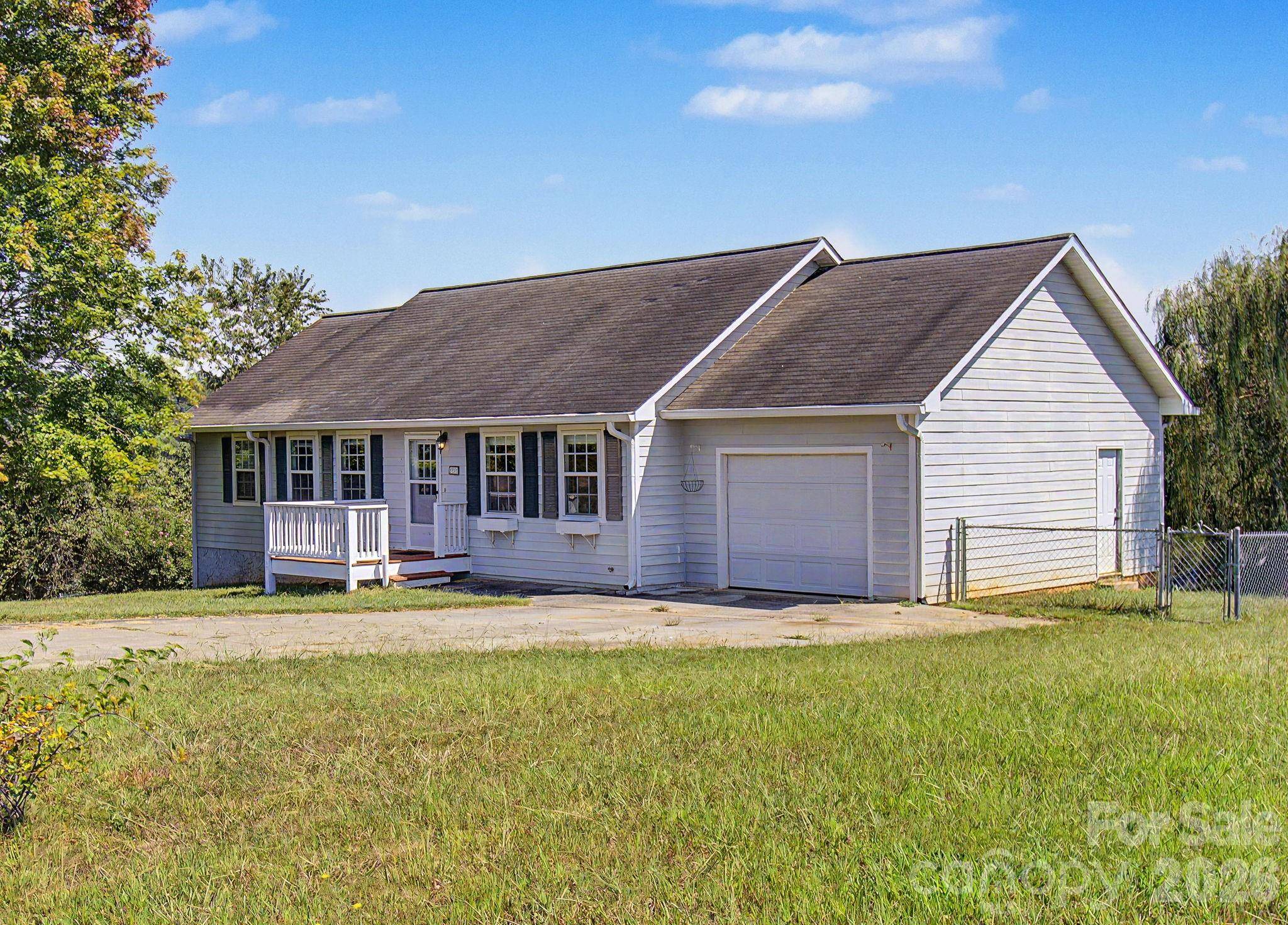 253 Tipton Hill RD, Leicester, NC 28748