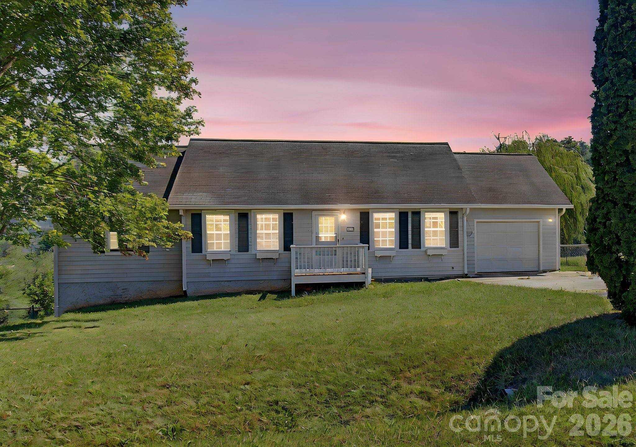 253 Tipton Hill RD, Leicester, NC 28748