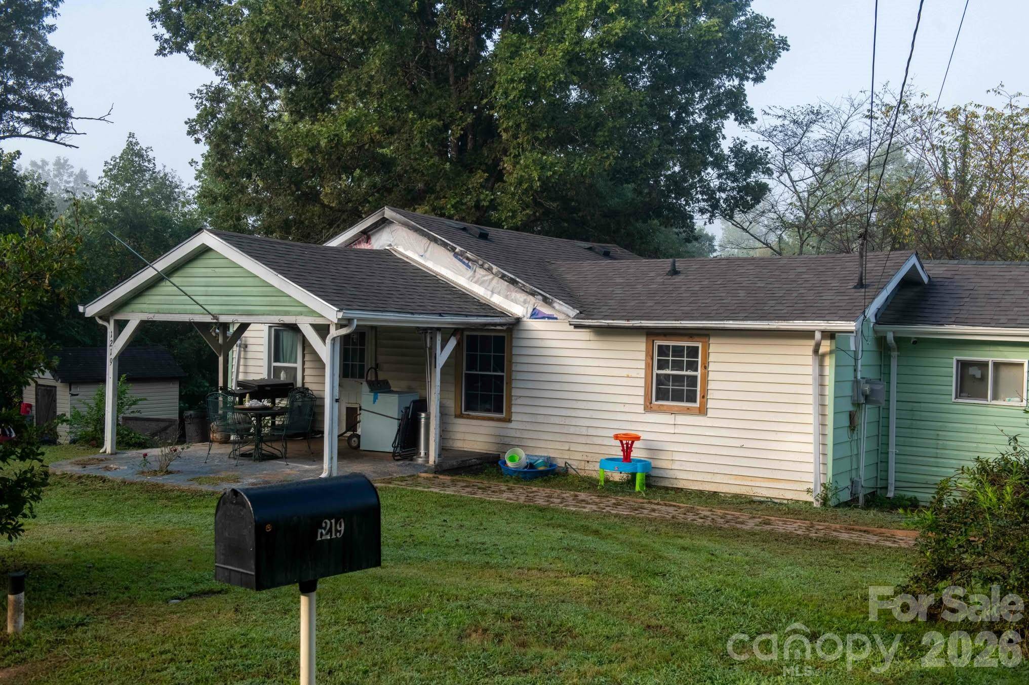 1219 Peak PL NW, Lenoir, NC 28645