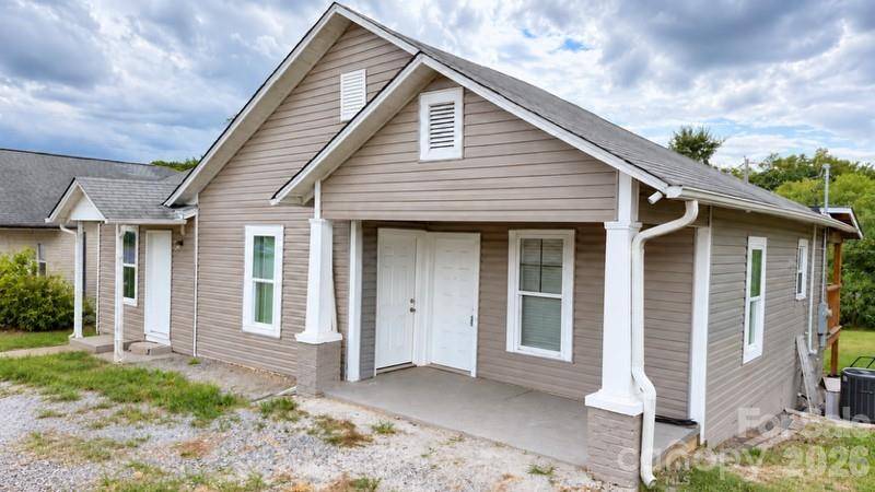2007 S York RD, Gastonia, NC 28052