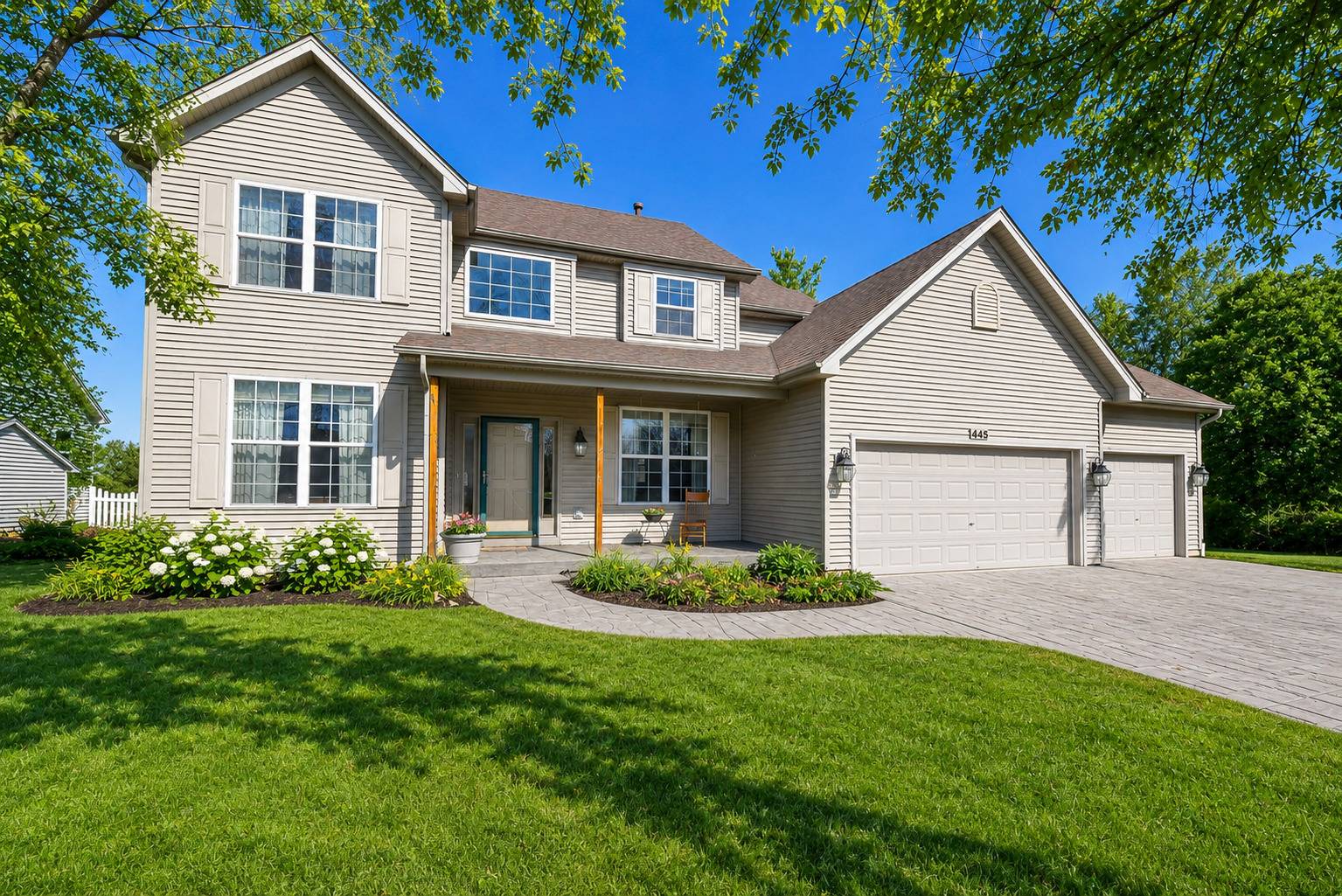 445 Kelly AVE, Yorkville, IL 60560