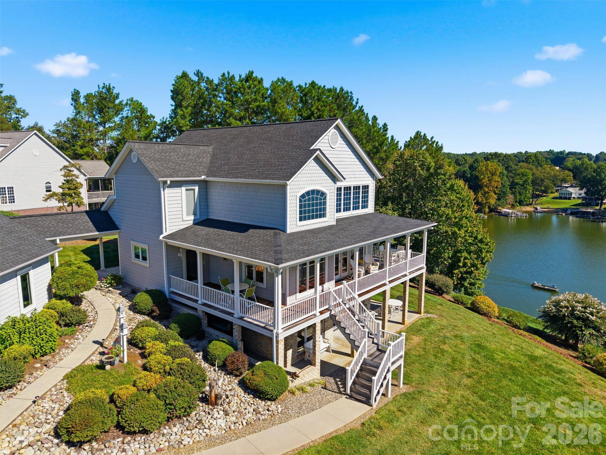 687 Sam Poole LN, Taylorsville, NC 28681