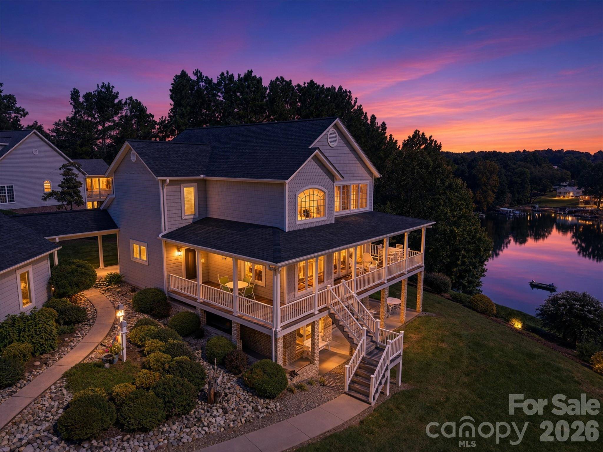 687 Sam Poole LN, Taylorsville, NC 28681