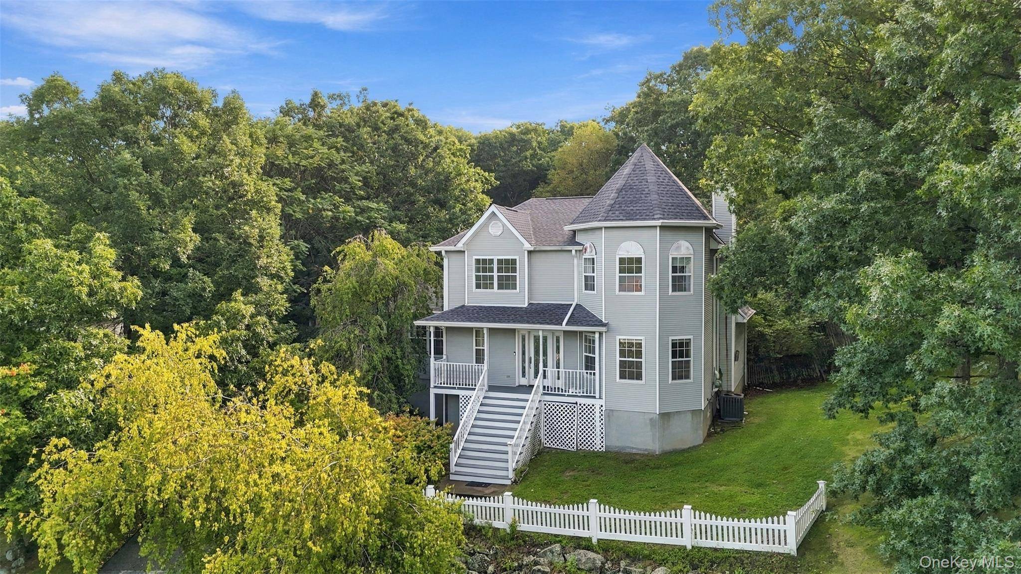 16 Cambridge CIR, Monroe, NY 10950