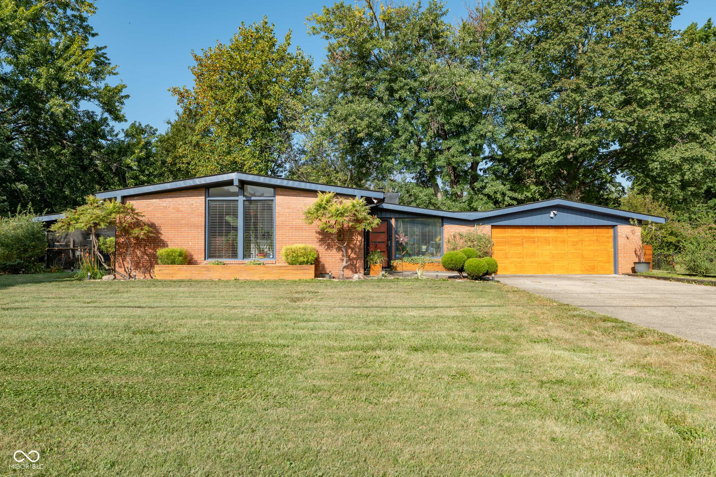 1284 N Edmondson AVE, Indianapolis, IN 46219