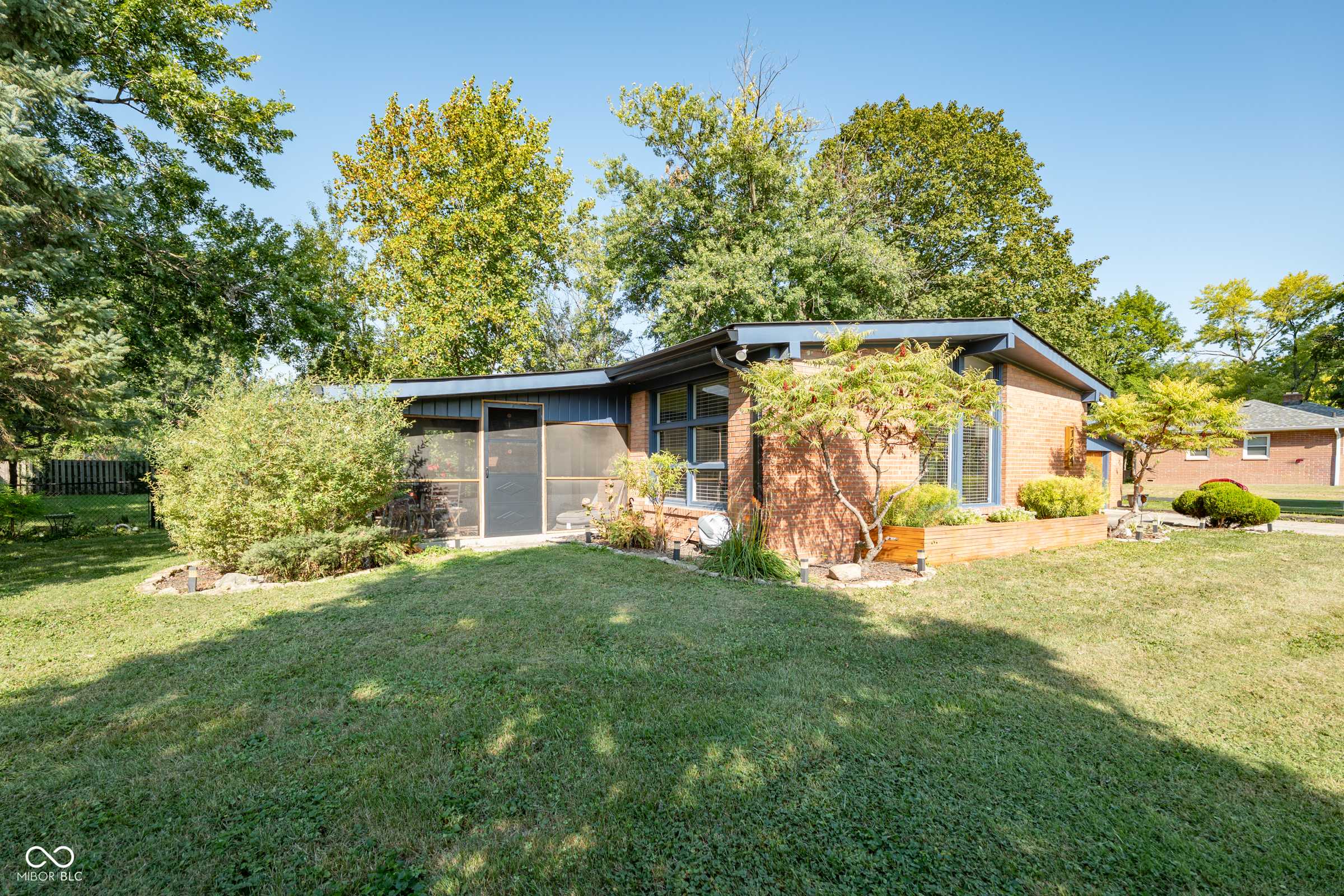 1284 N Edmondson AVE, Indianapolis, IN 46219