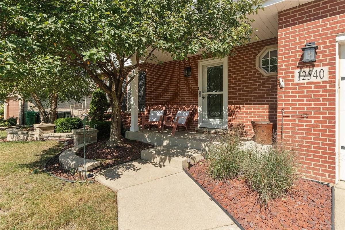 12540 W HAMPSHIRE LN, Homer Glen, IL 60491