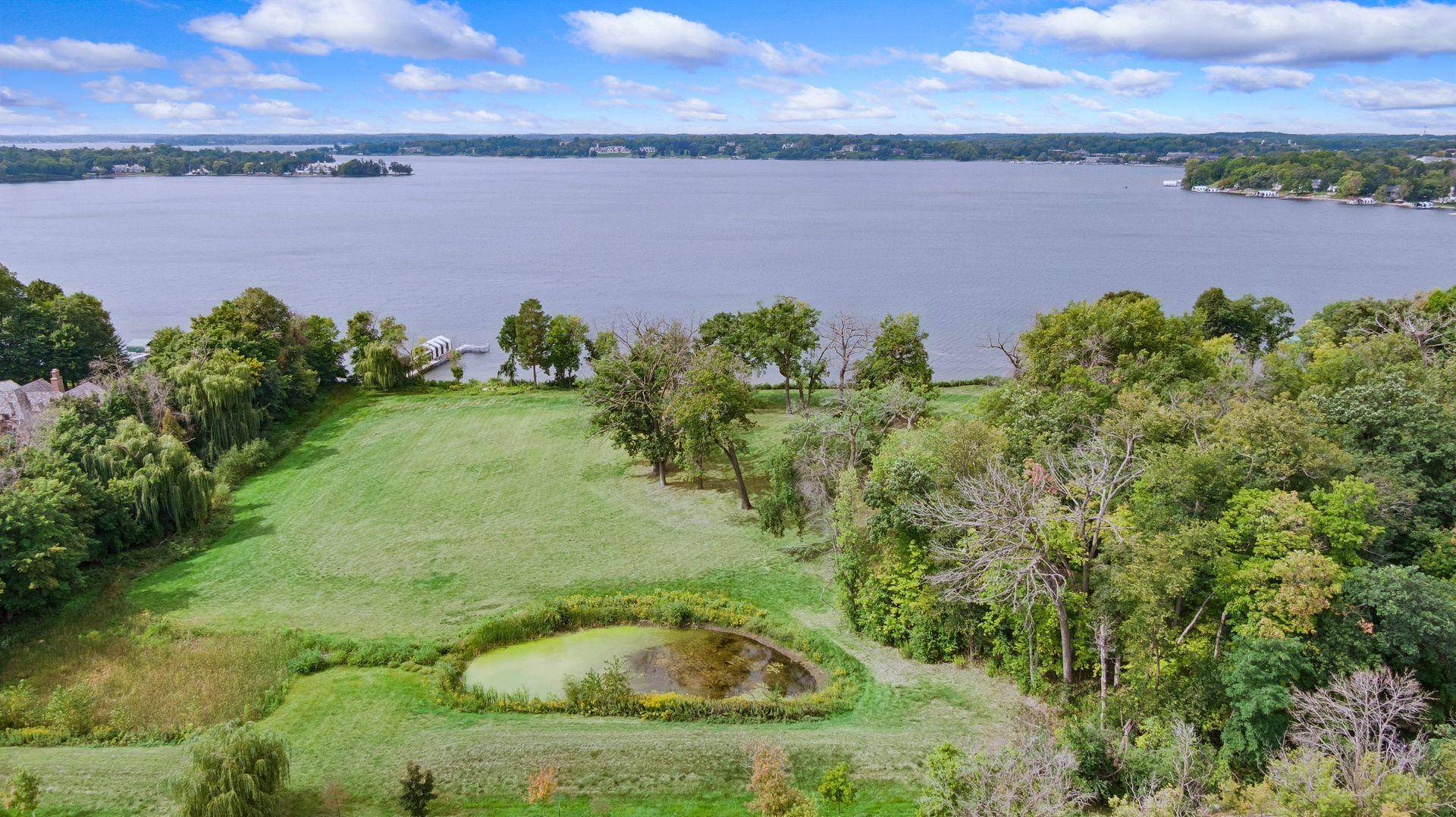 555 Bushaway RD, Wayzata, MN 55391