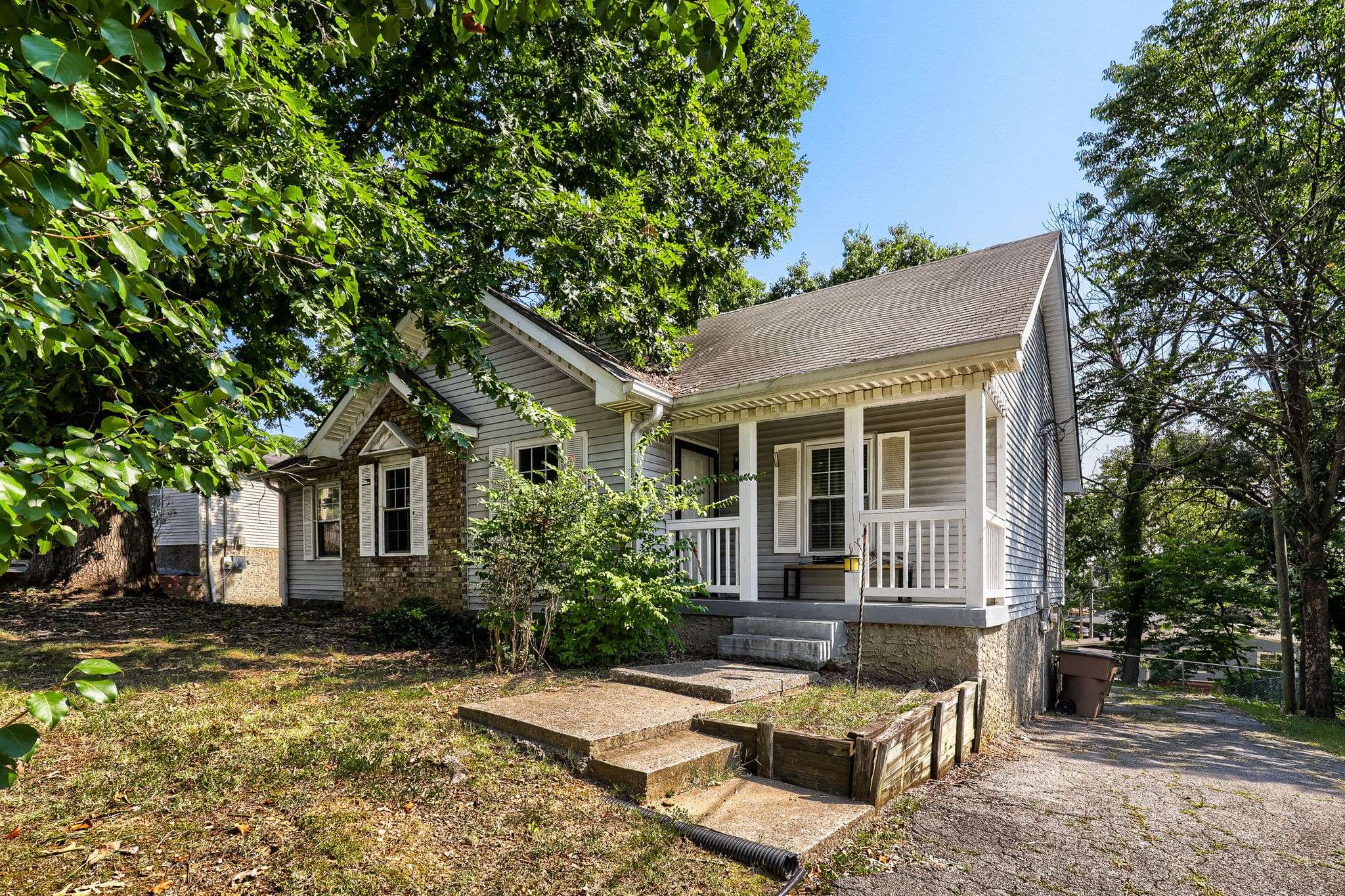 112 Cedarmont Cir, Nashville, TN 37211