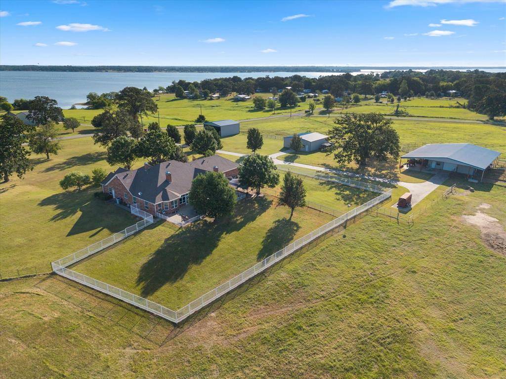 351 Rs County Road 3378, Emory, TX 75440