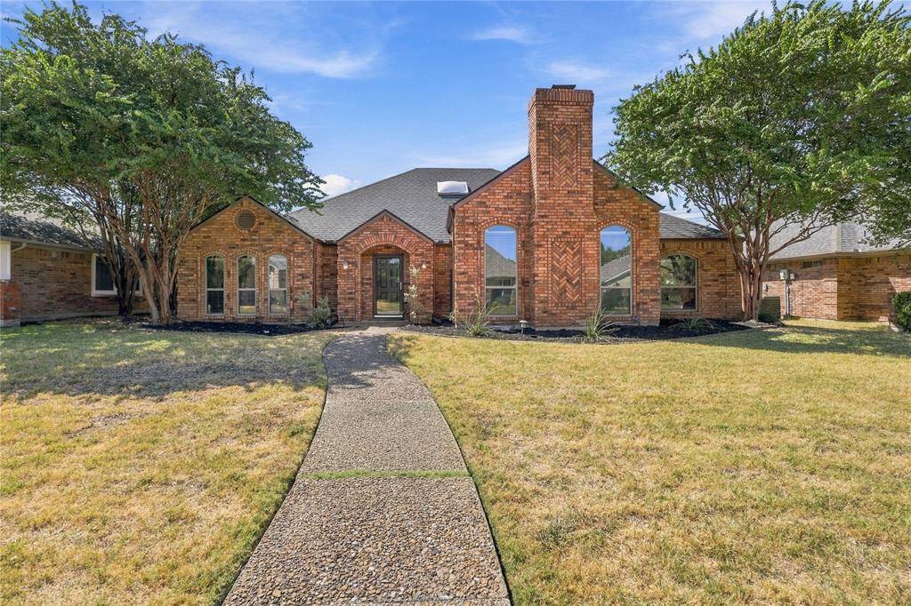 2312 Stone Glen Lane, Carrollton, TX 75007