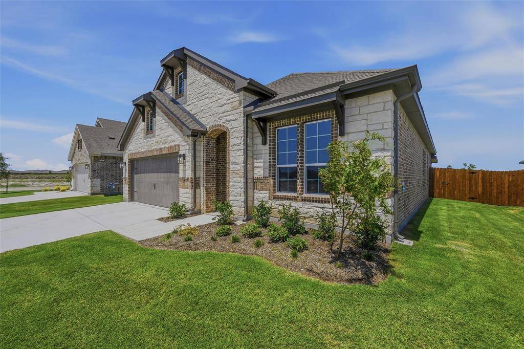2105 Bluebird Lane, Anna, TX 75409
