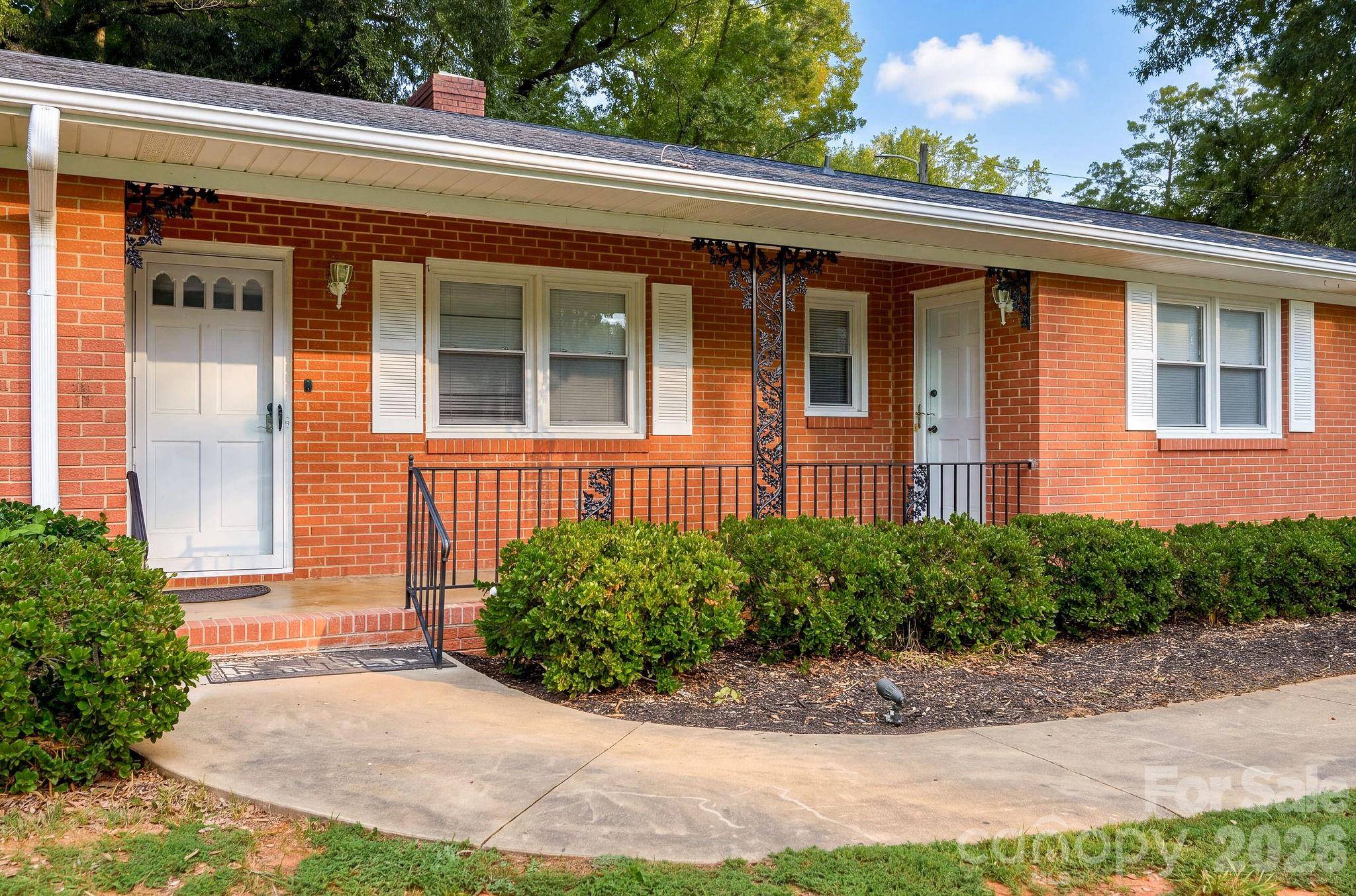 112 Delta ST, Lexington, NC 27295