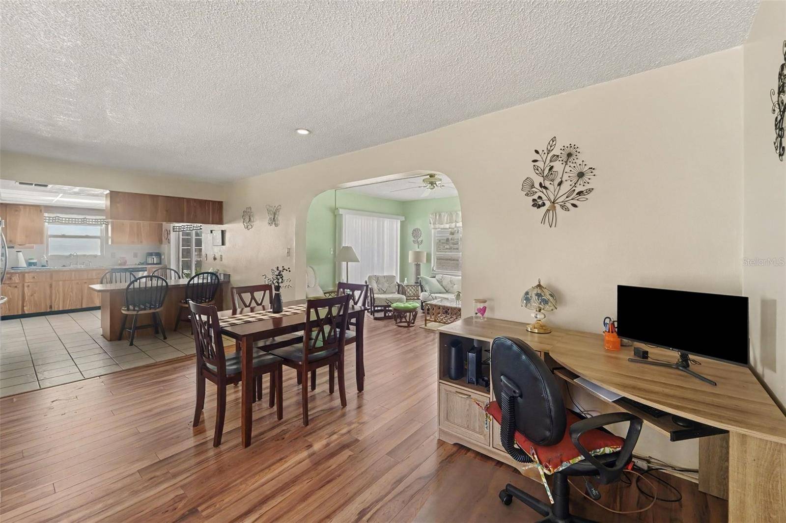 8351 FOX HOLLOW DR, Port Richey, FL 34668