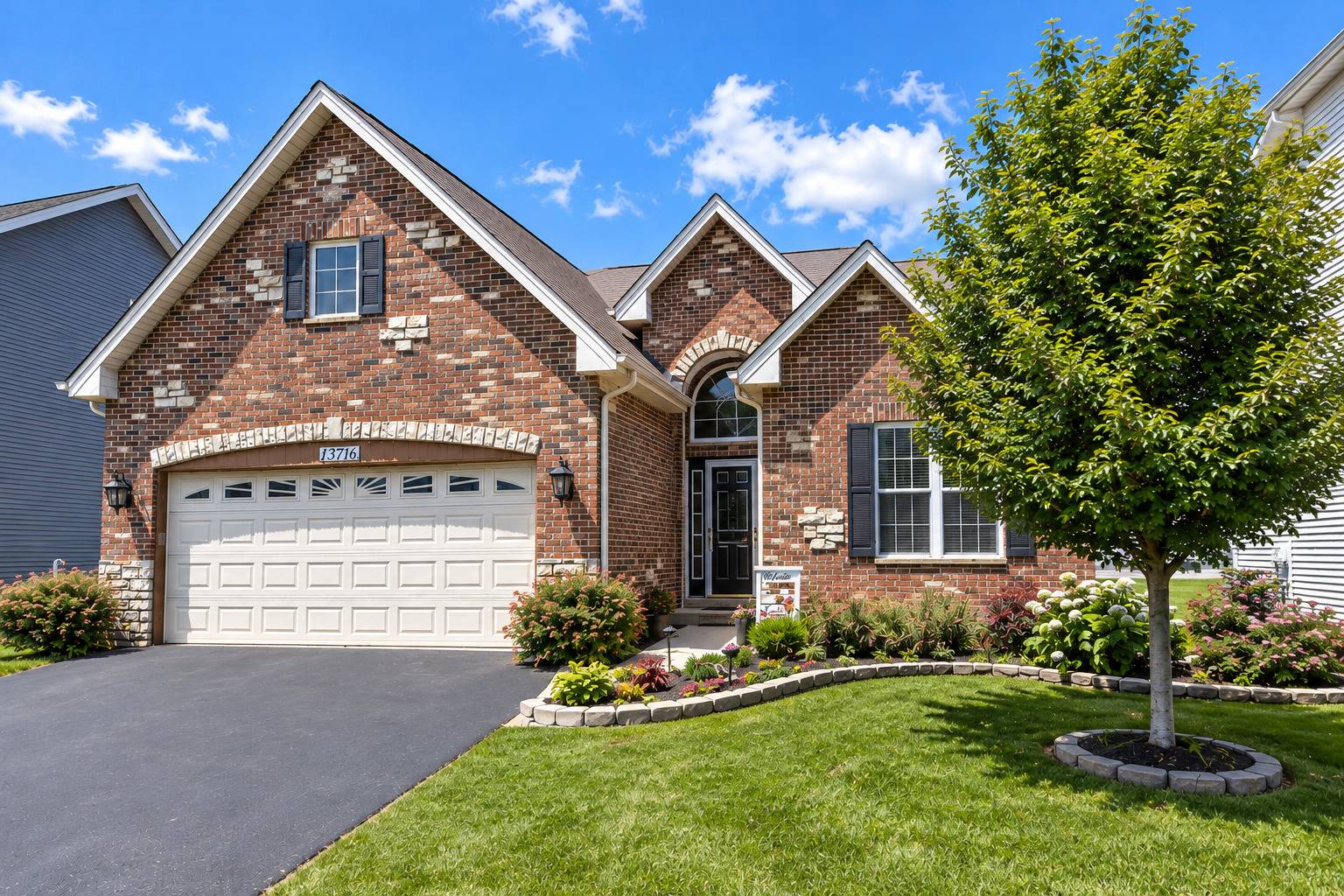 13716 S Palmetto DR, Plainfield, IL 60544