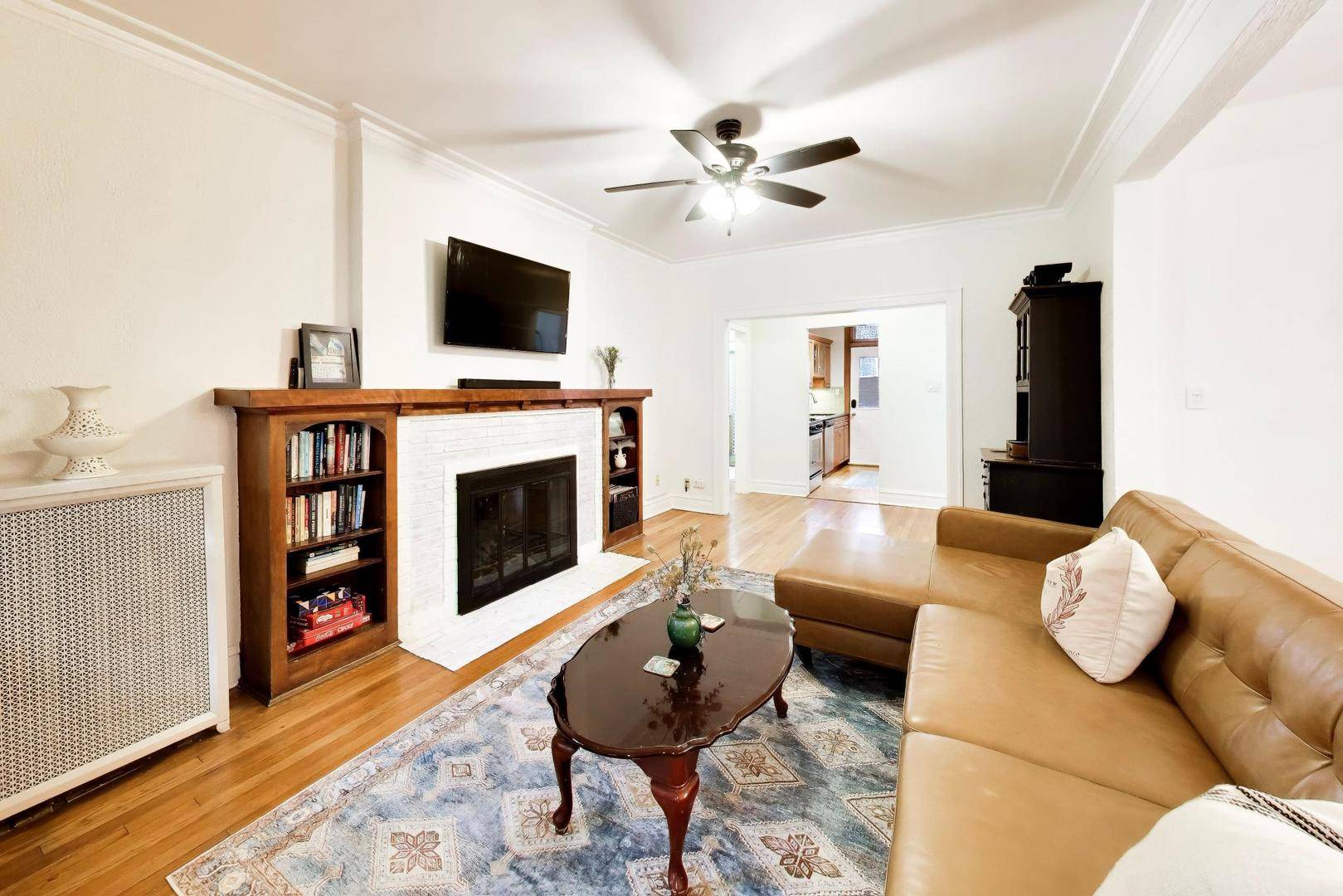 815 Lake ST #1S, Oak Park, IL 60301