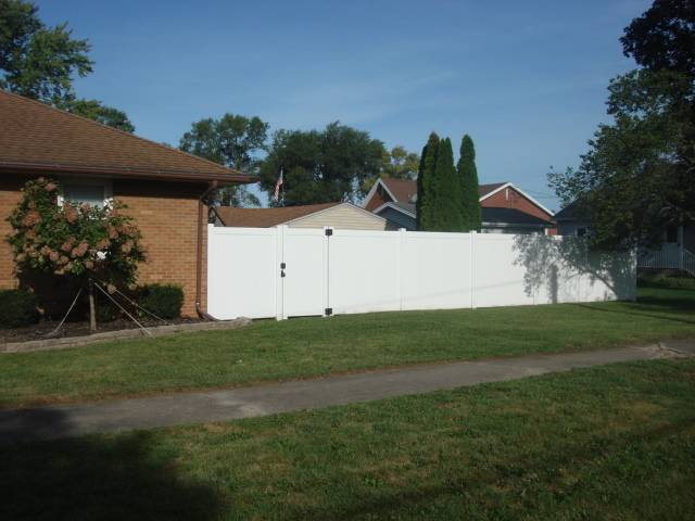 1004 Holcomb ST, Streator, IL 61364