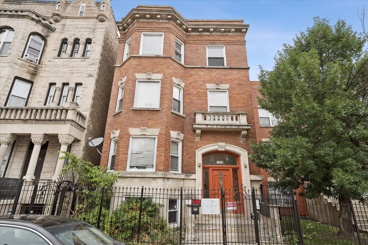 3128 W Warren BLVD, Chicago, IL 60612
