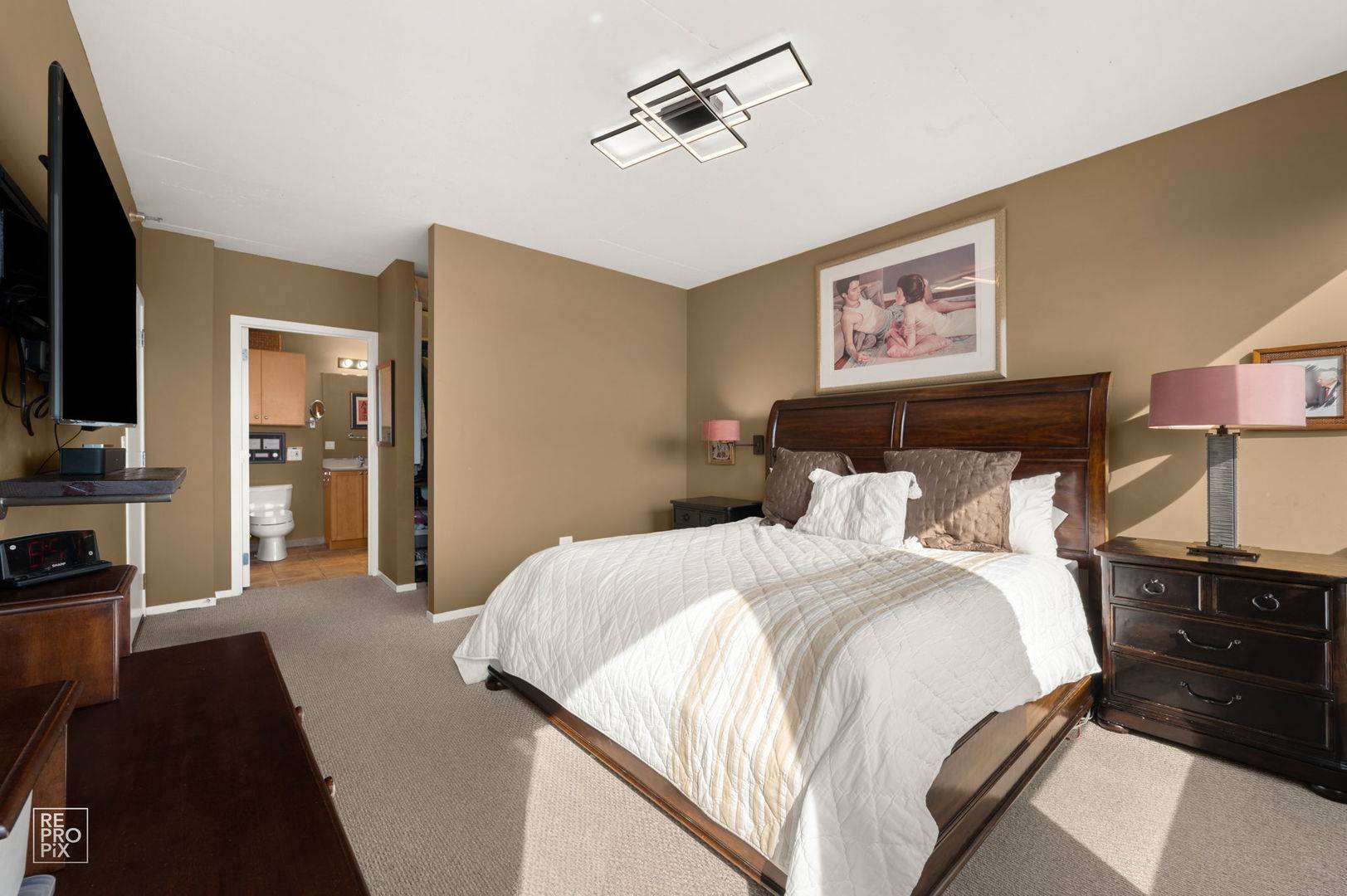 701 S Wells ST #2803, Chicago, IL 60607