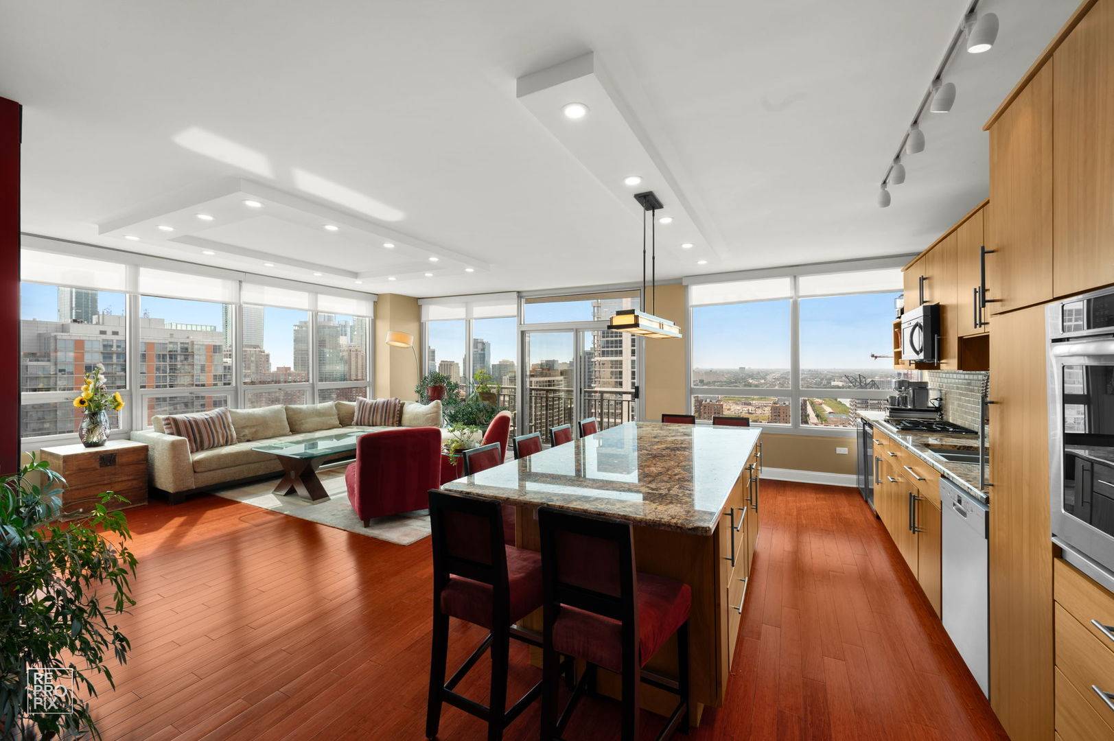 701 S Wells ST #2803, Chicago, IL 60607