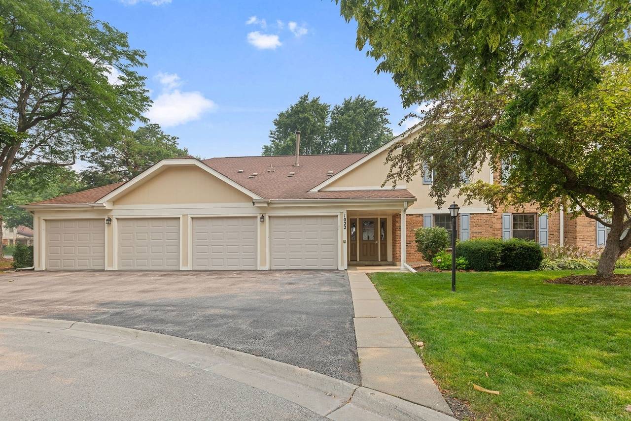 1022 Thorndale CT #A2, Wheeling, IL 60090