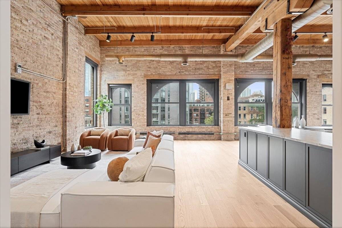 368 W Huron ST #4S, Chicago, IL 60654