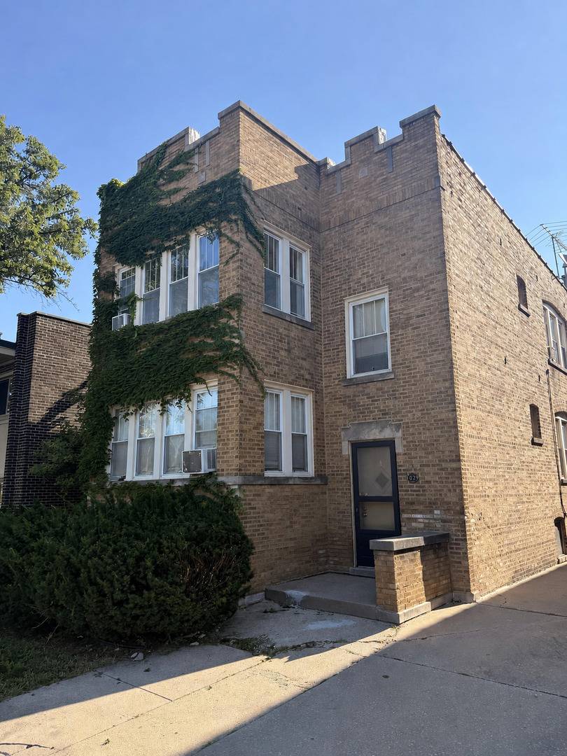1029 N Harlem AVE #2, Oak Park, IL 60302