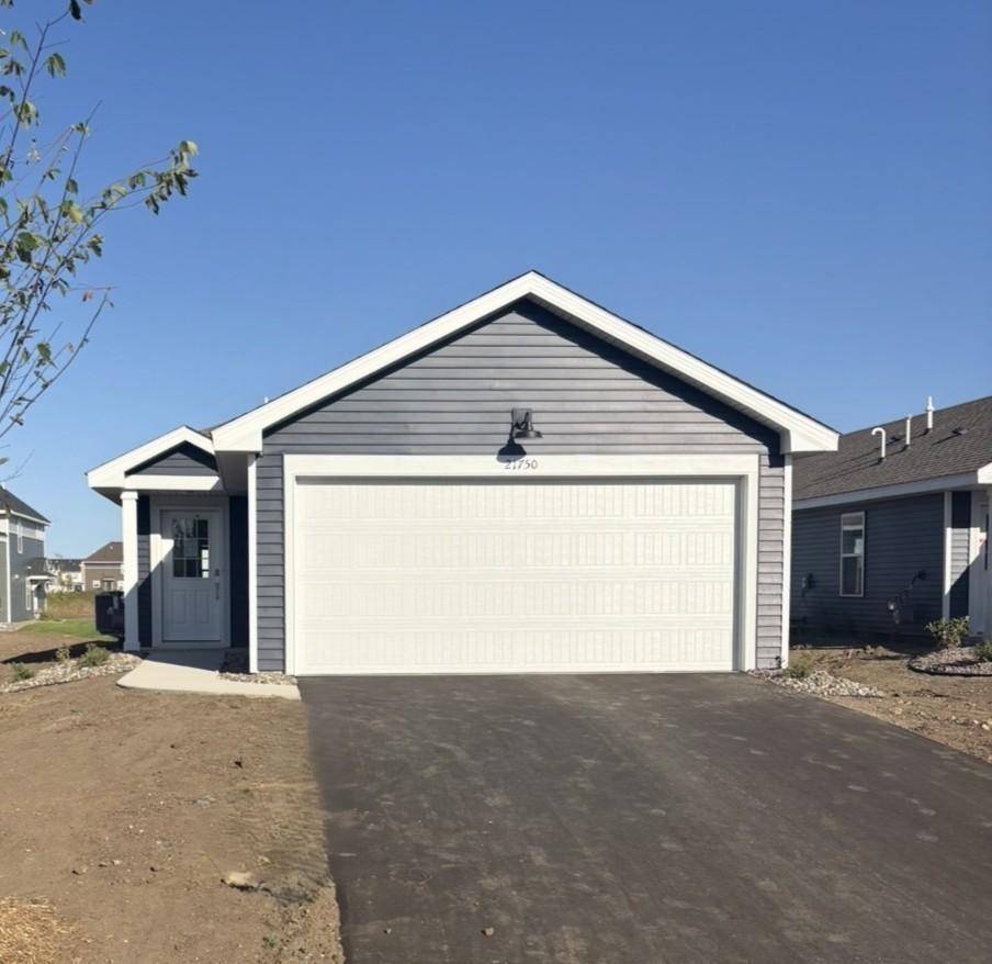 21750 Rose DR, Farmington, MN 55024