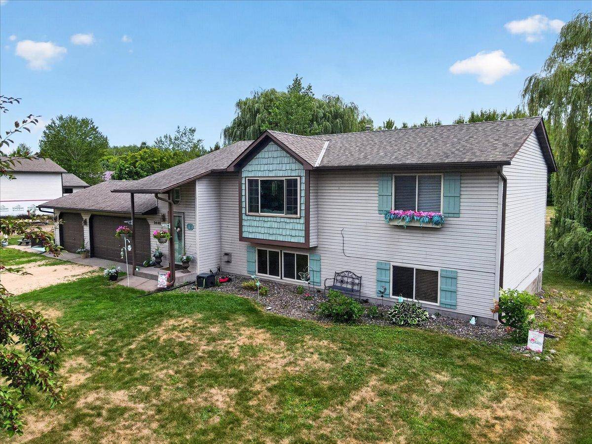 3488 Essen RD NE, Cambridge, MN 55008