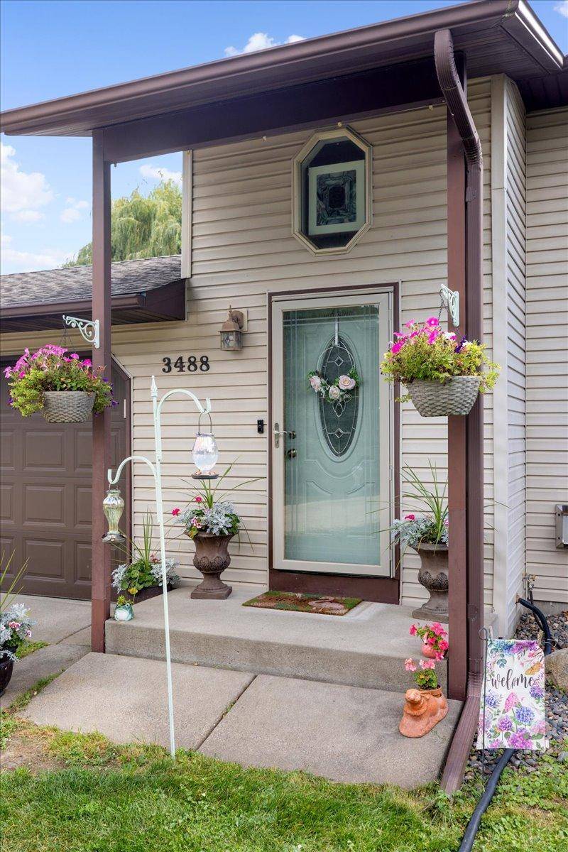 3488 Essen RD NE, Cambridge, MN 55008