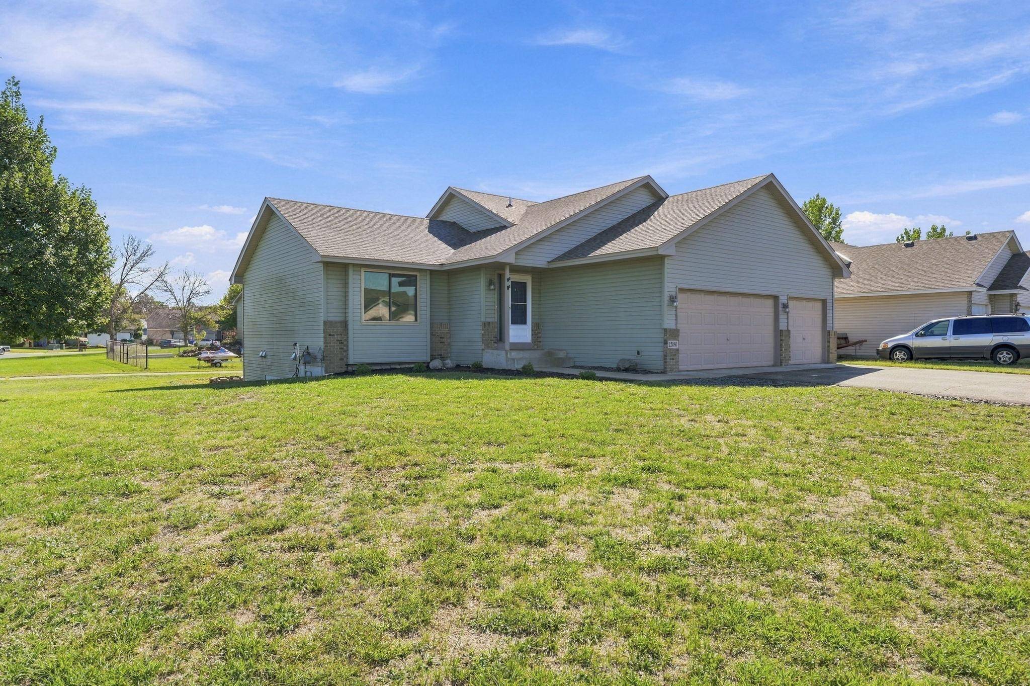 23081 Navajo ST NW, Saint Francis, MN 55070