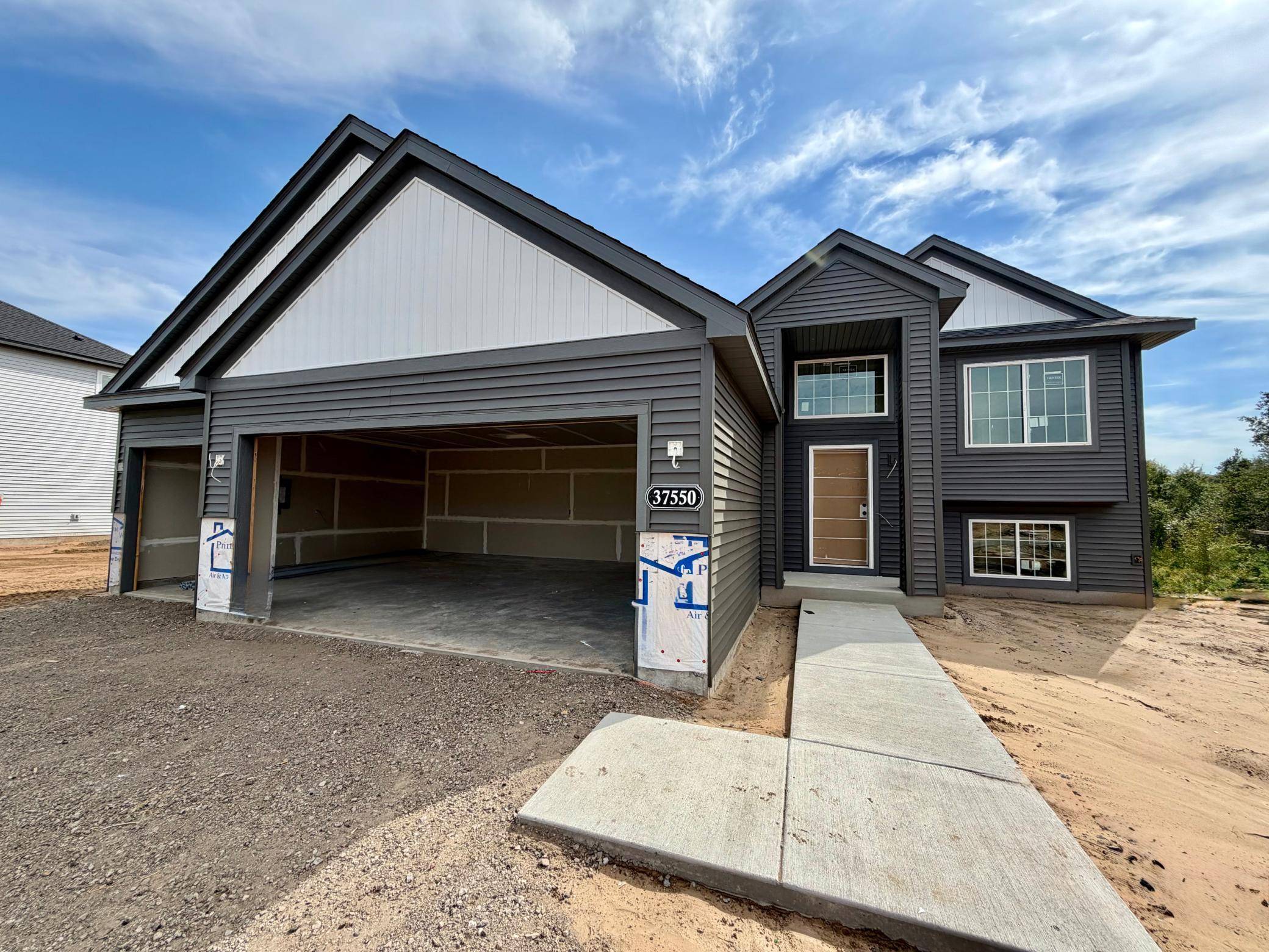 37550 Greenway AVE, North Branch, MN 55056