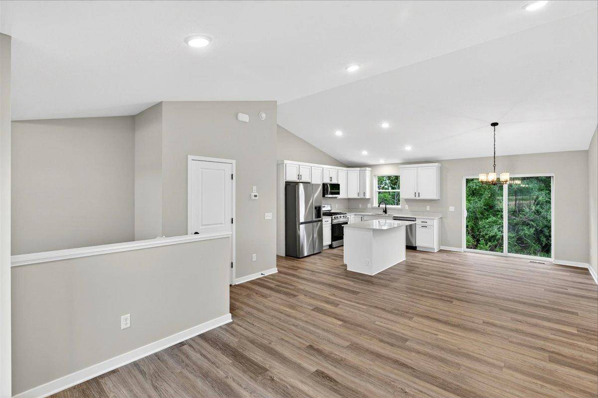 37550 Greenway AVE, North Branch, MN 55056