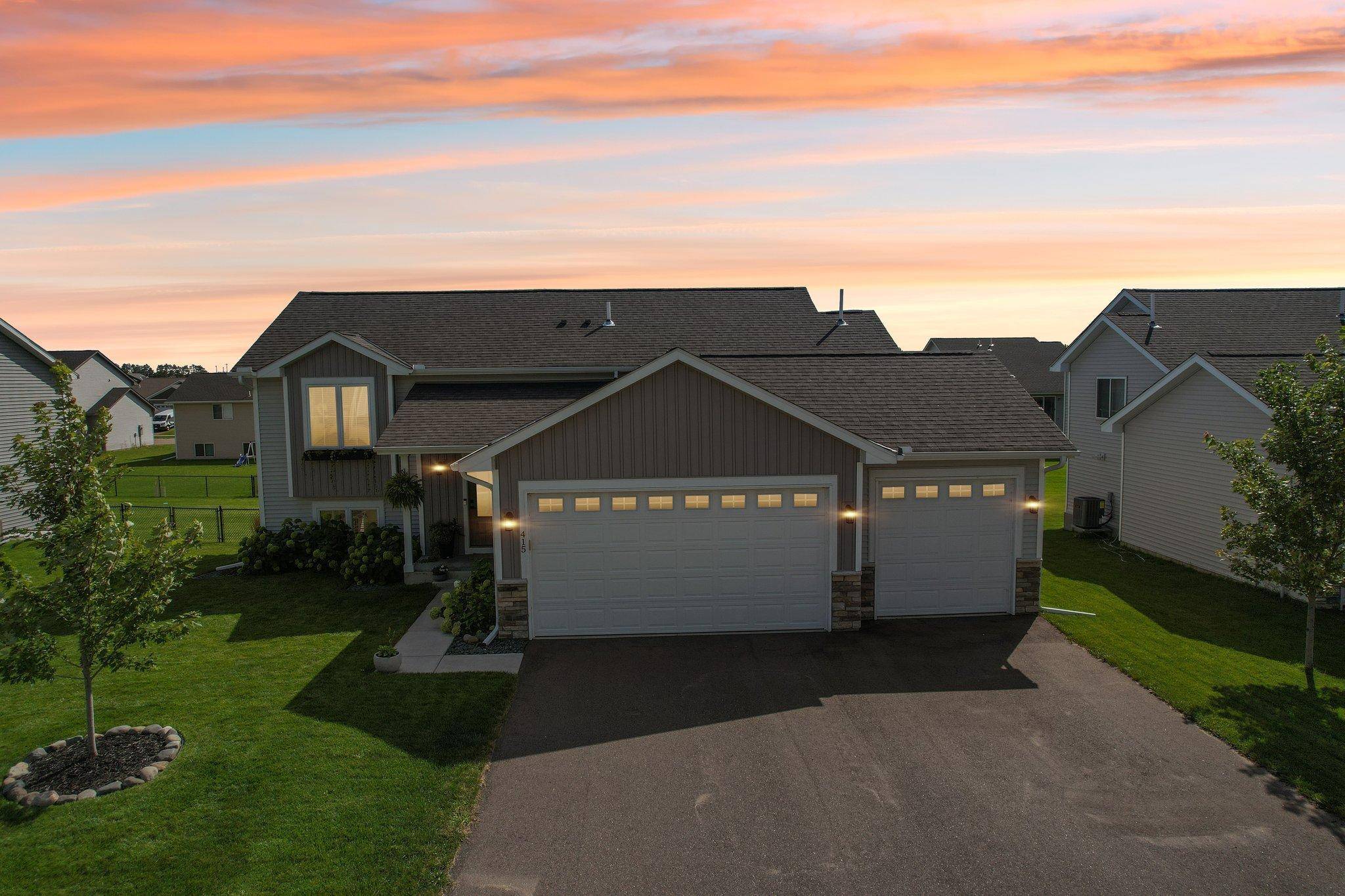 415 Eagle ST NW, Isanti, MN 55040