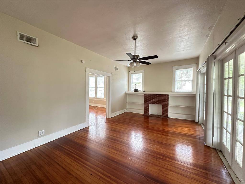457 Dalzell Street, Shreveport, LA 71104